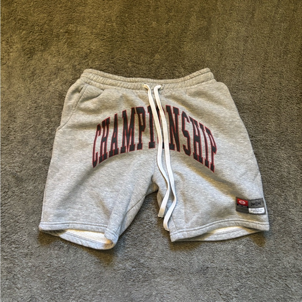 Boohoo Mens Gray Athletic Shorts with Championship Print